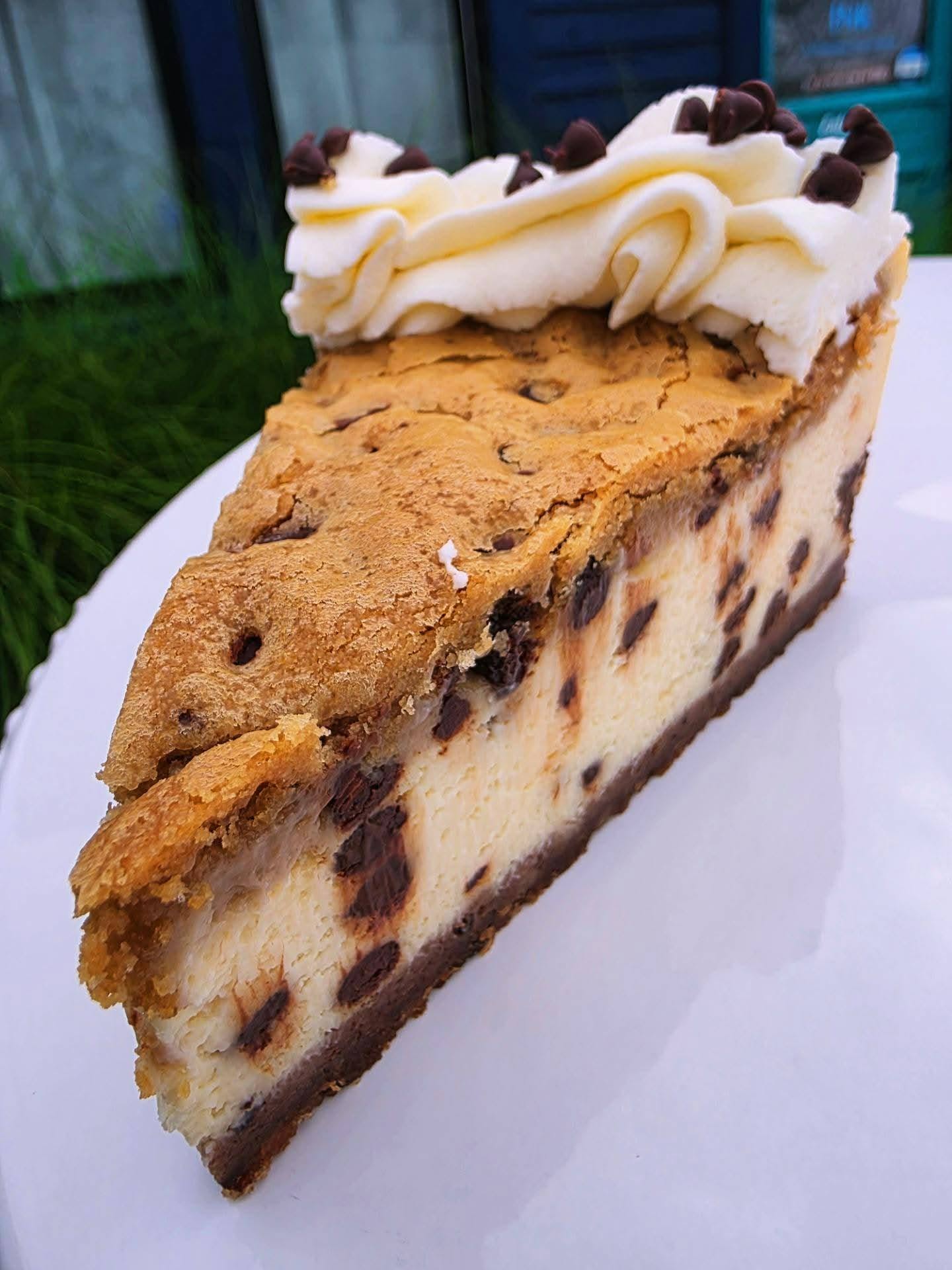 Choc-Chip-Sammie-Cheesecake